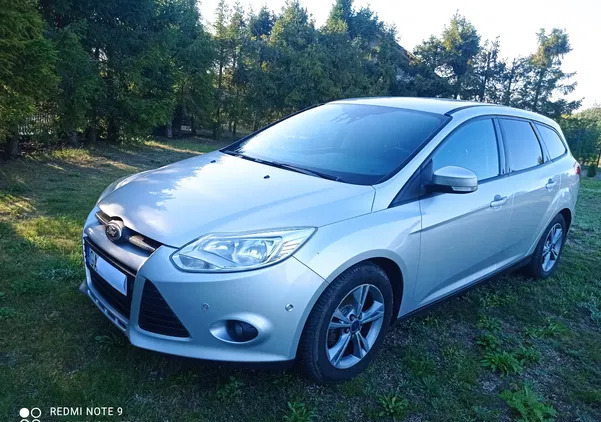 pomorskie Ford Focus cena 17500 przebieg: 327000, rok produkcji 2013 z Radom